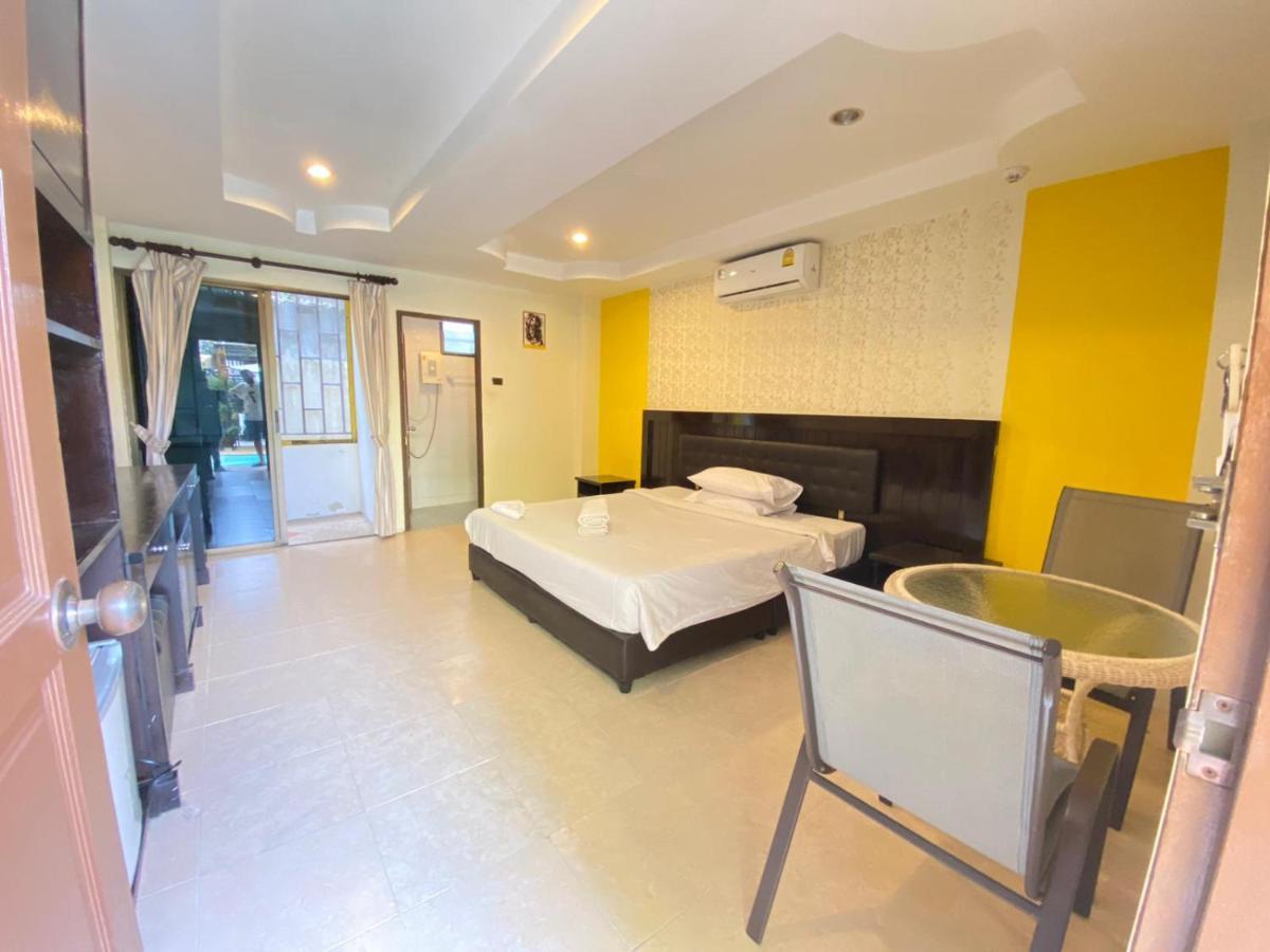 Hill Side Patong Hotel Esterno foto