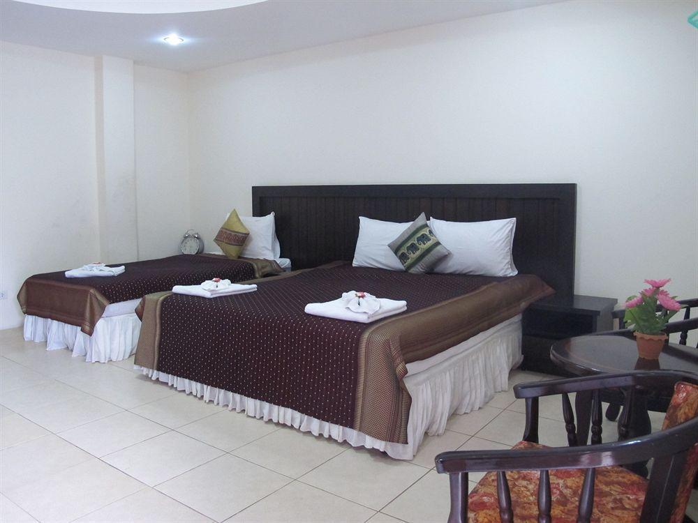 Hill Side Patong Hotel Esterno foto