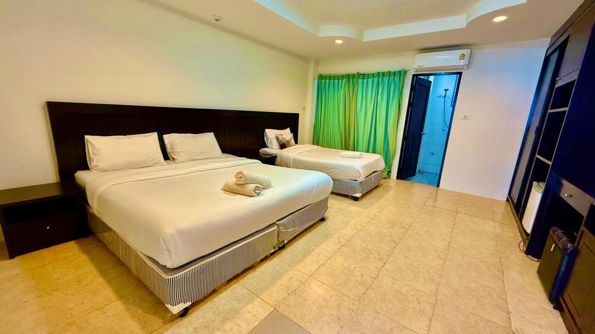 Hill Side Patong Hotel Esterno foto